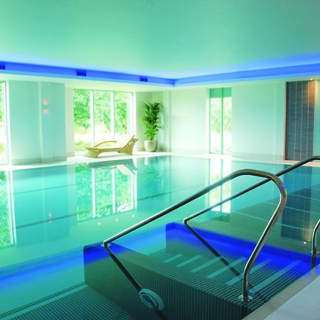 De Vere Cotswold Water Park Apartments Cirencester Dış mekan fotoğraf